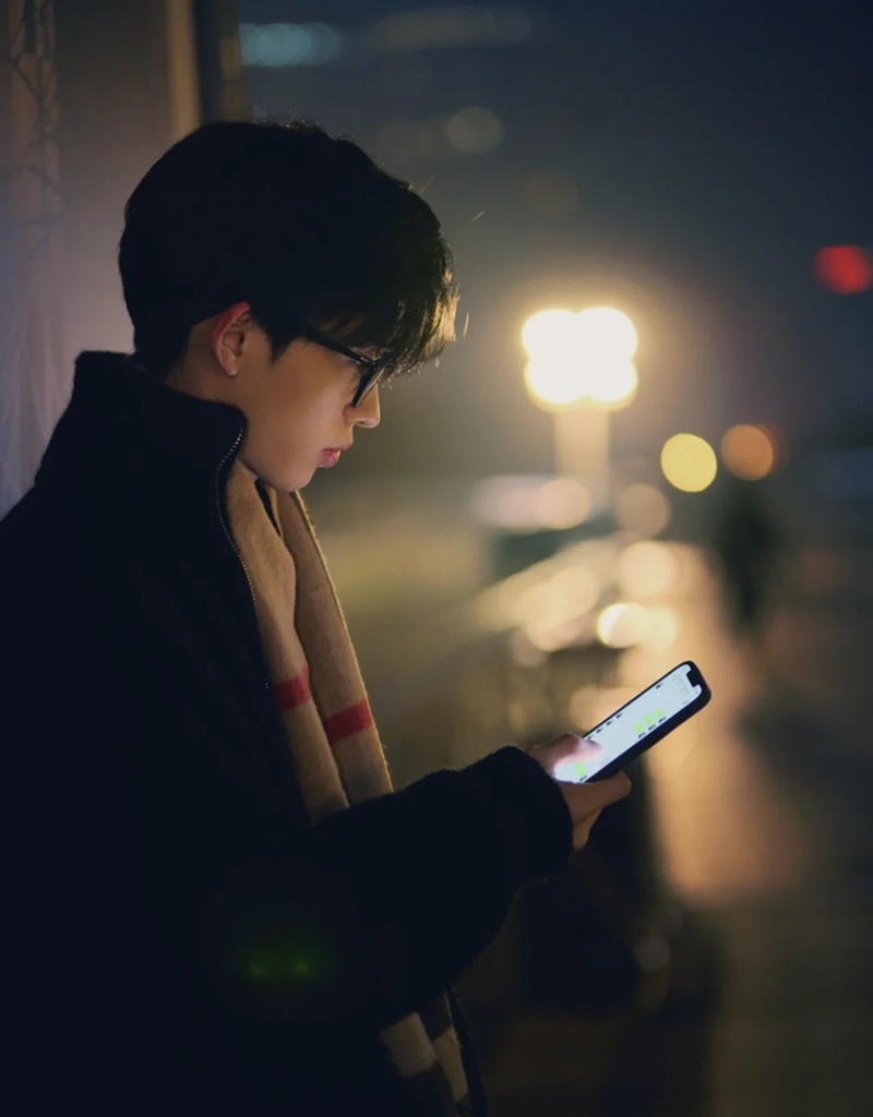 ảnh con trai buồn 26