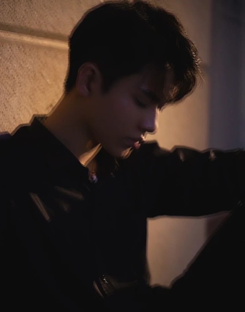 ảnh con trai buồn 4