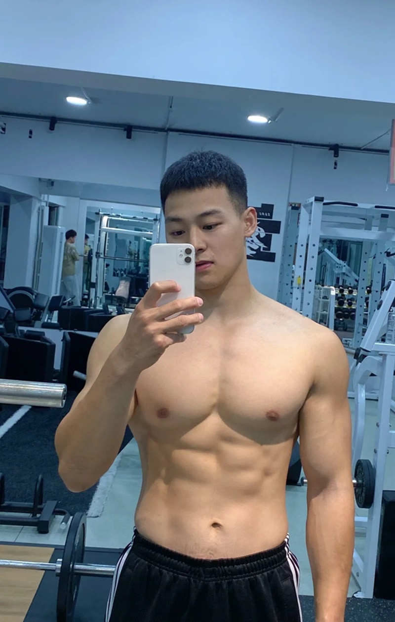 ảnh trai 6 múi 13