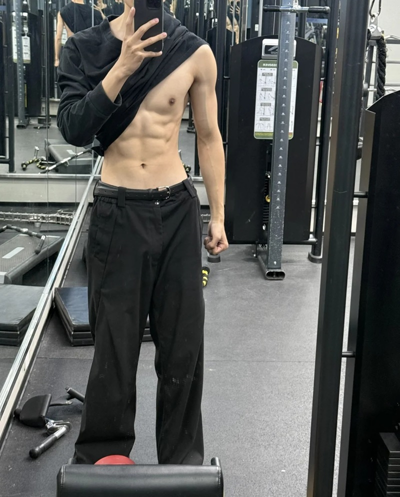 ảnh trai 6 múi 24