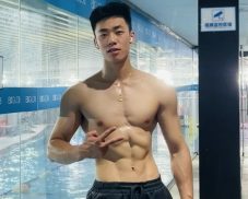 Full HD bộ 260+ ảnh trai 6 múi cực cháy khiến hội chị em mê