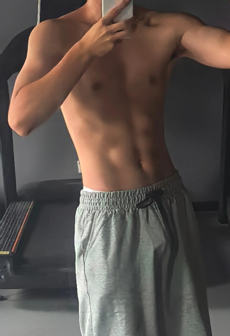 ảnh trai 6 múi 35