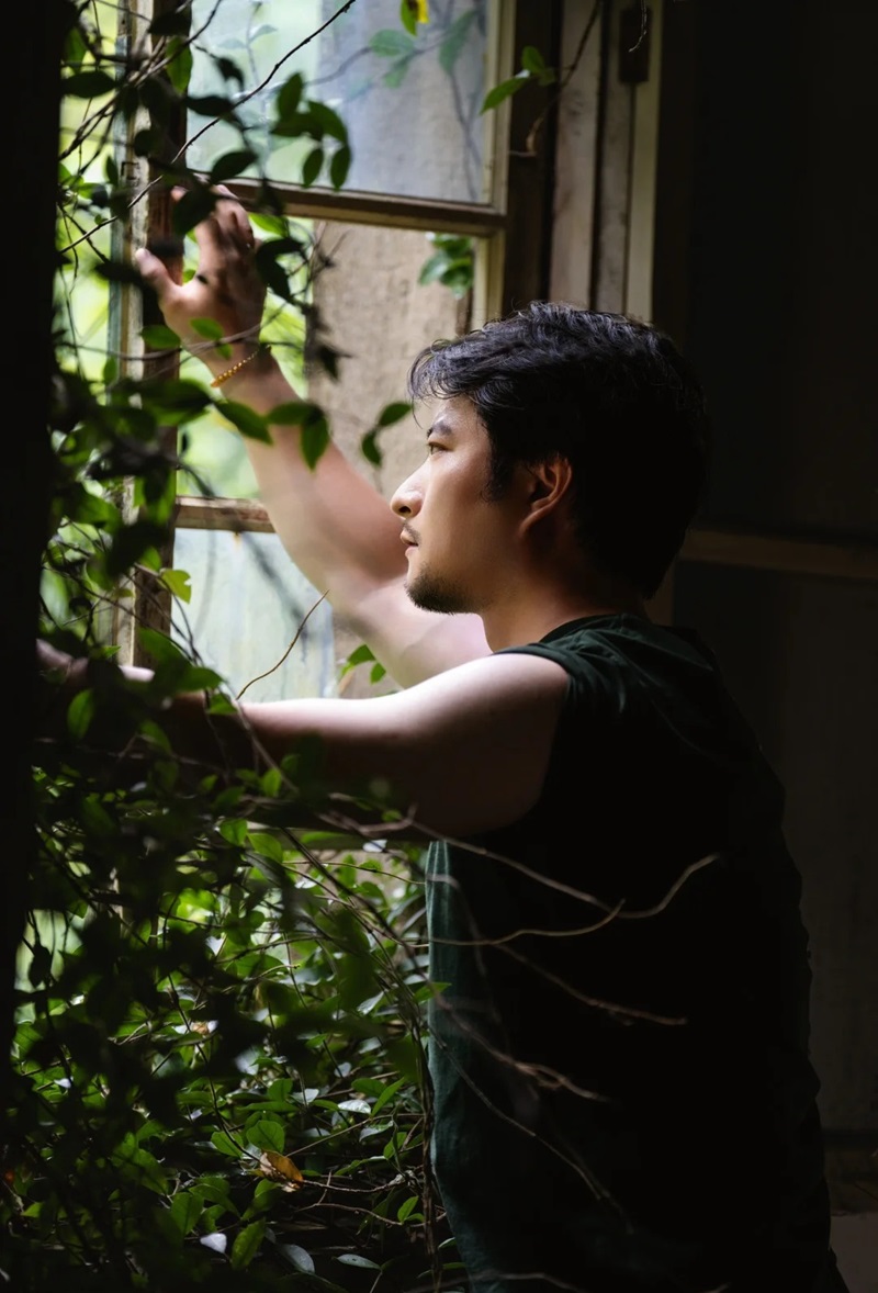 hình ảnh buồn của con trai