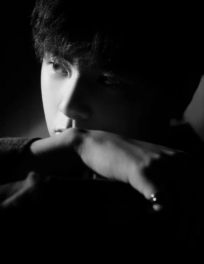 hình ảnh con trai buồn