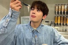 350+ Ảnh Cha Eun Woo soái ca chuẩn idol gây sốt cộng đồng