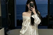 Bộ sưu tập 345+ ảnh chụp trước gương che mặt nữ hot trend