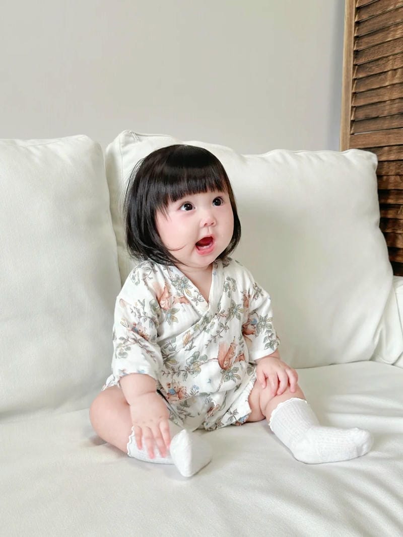 ảnh em bé dễ thương 12