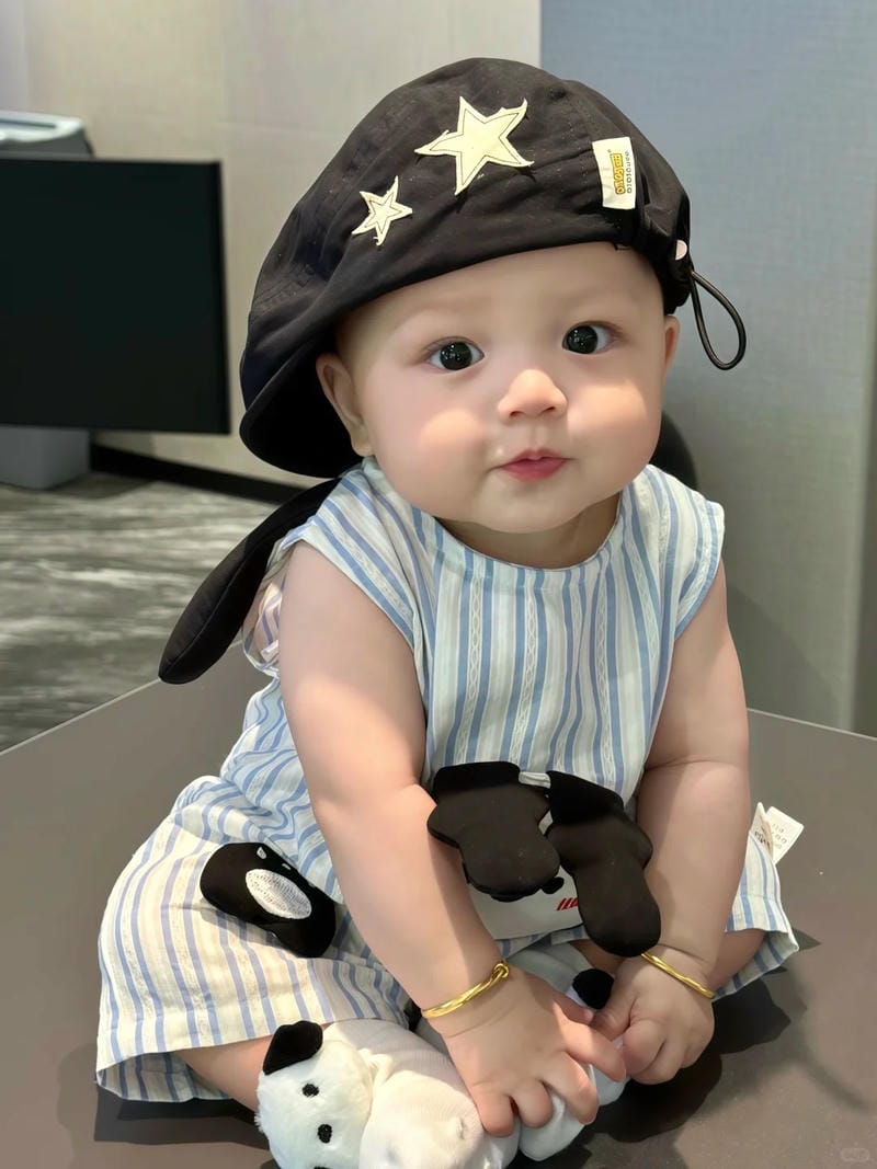 ảnh em bé dễ thương 19