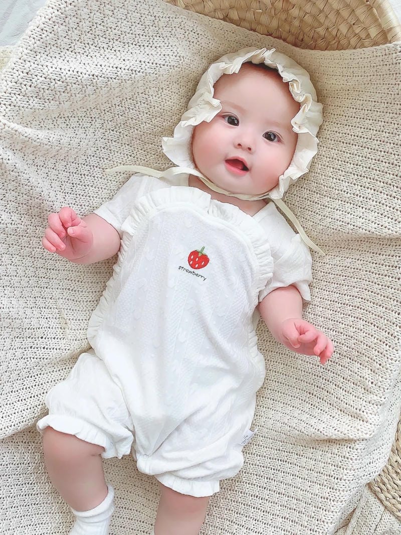 ảnh em bé dễ thương 3