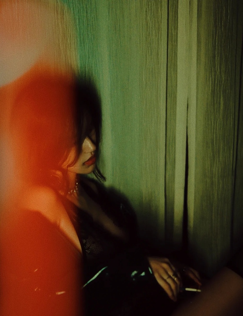 ảnh hút thuốc buồn 18