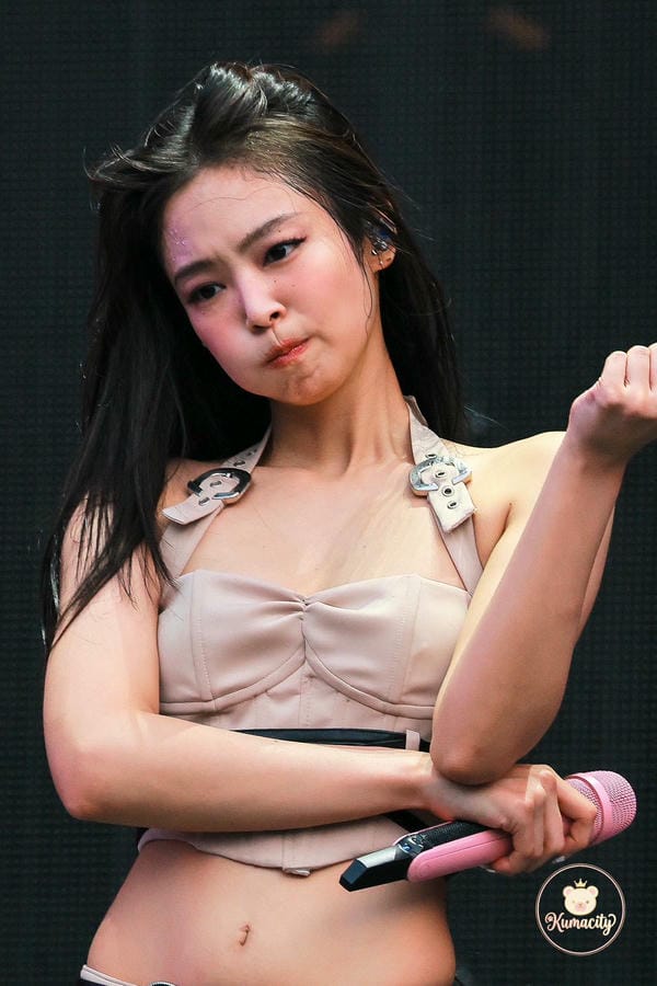 ảnh jennie dễ thương 17