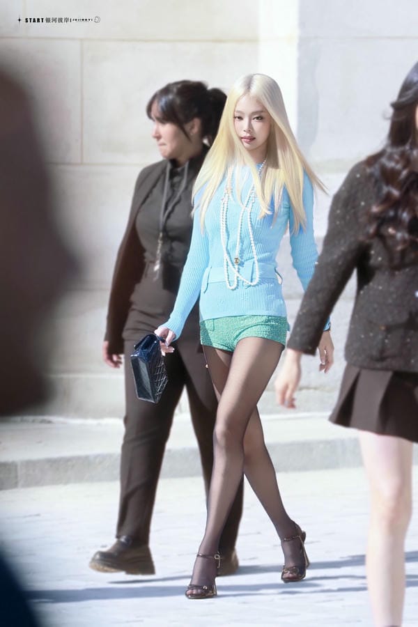 ảnh jennie dễ thương 23