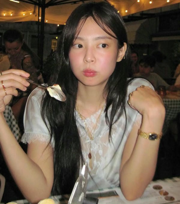 ảnh jennie dễ thương 27