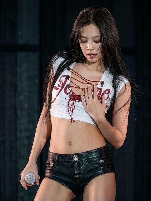 ảnh jennie dễ thương 7