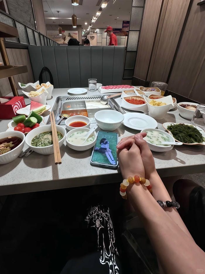 ảnh nắm tay người yêu 25