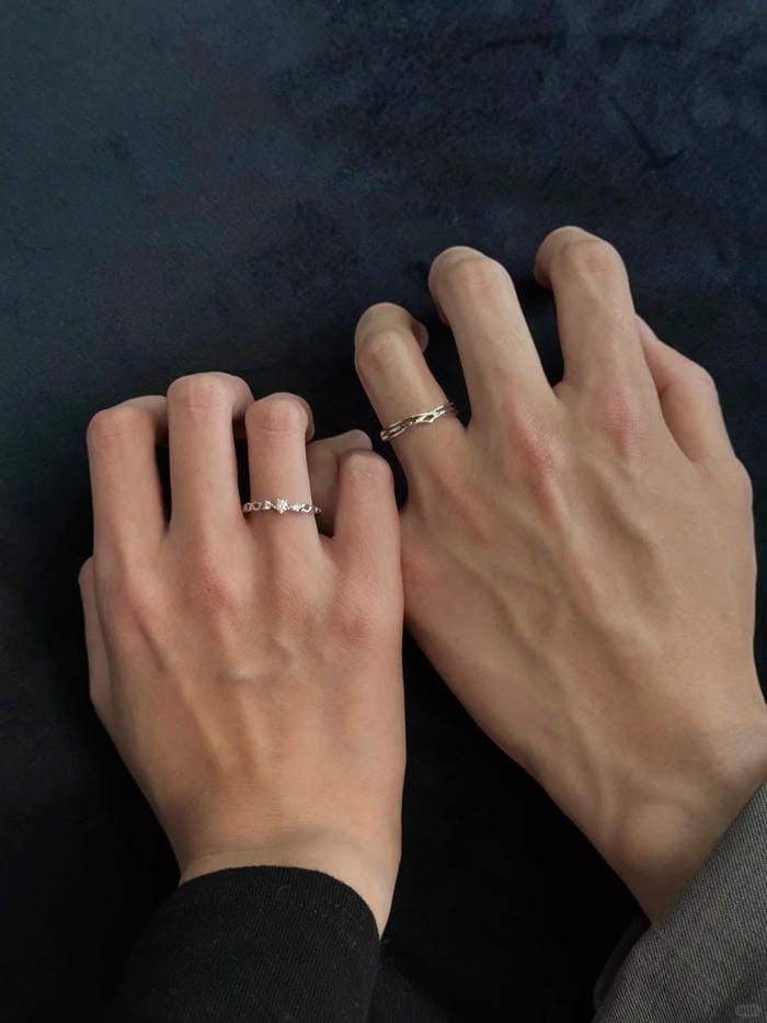 ảnh nắm tay người yêu 9