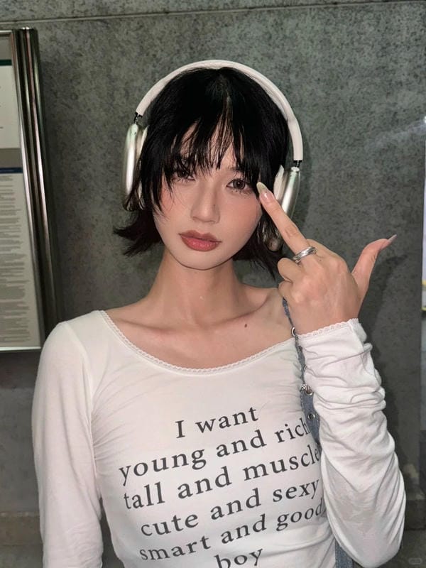 ảnh ngón giữa 13