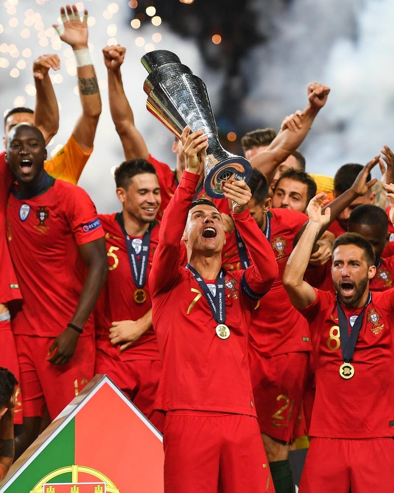 ảnh ronaldo ngầu 15