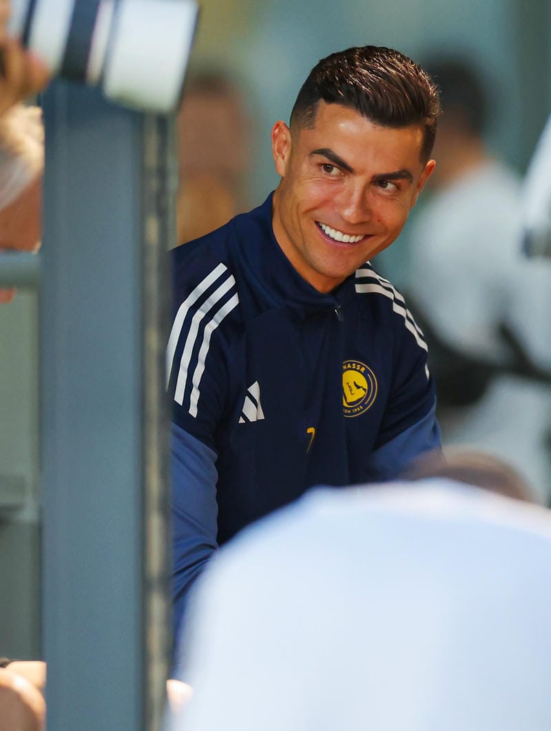 ảnh ronaldo ngầu 16