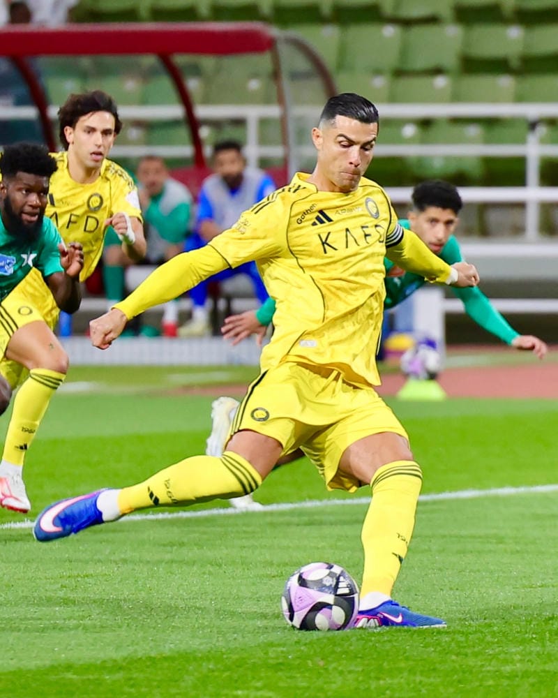 ảnh ronaldo ngầu 5