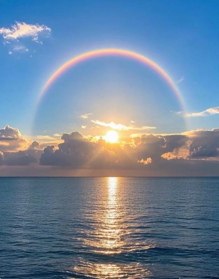 hình ảnh cầu vồng 7 màu