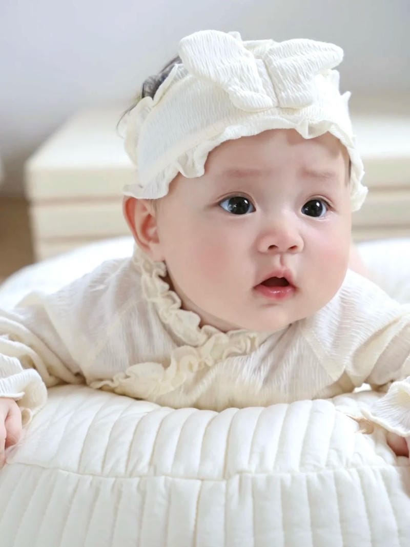 hình ảnh em bé đẹp như thiên thần 11