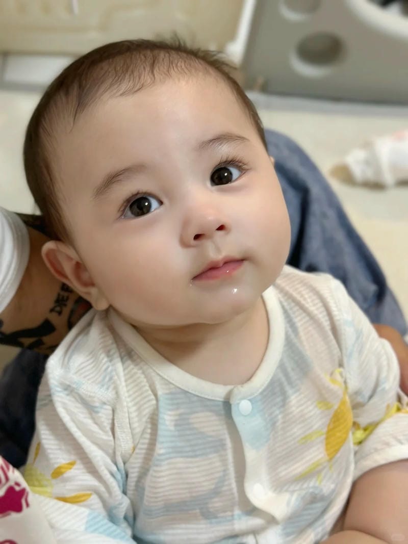 hình ảnh em bé đẹp như thiên thần 19