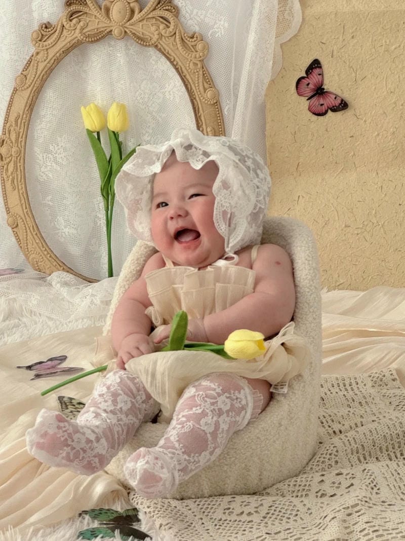 hình ảnh em bé sơ sinh dễ thương 13