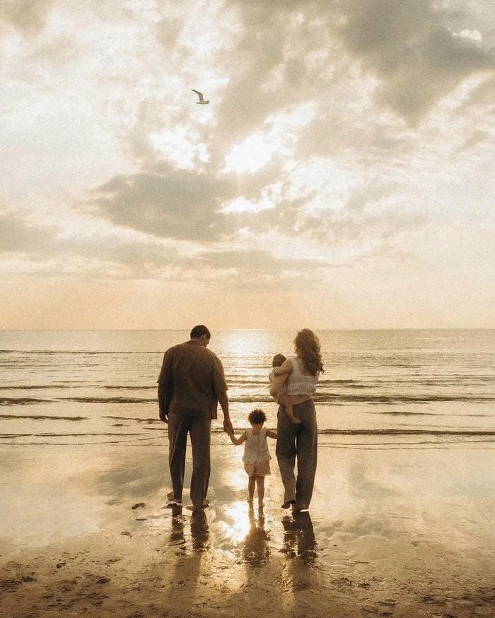 hình ảnh gia đình hạnh phúc 6