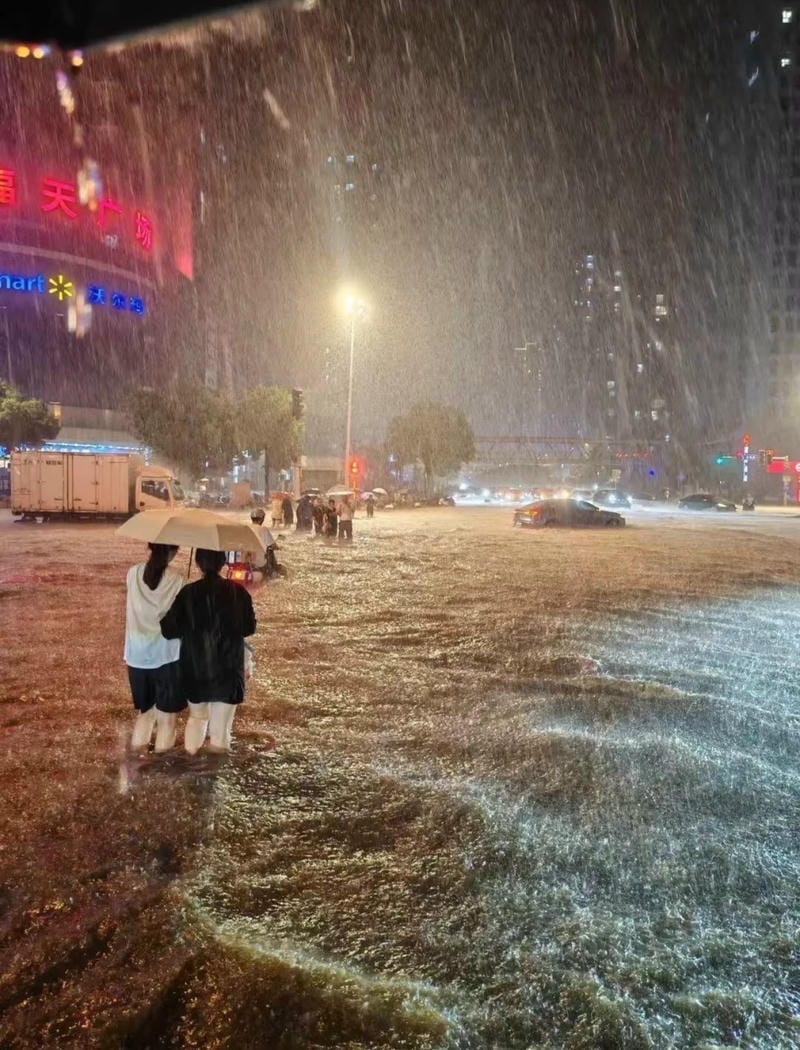 hình ảnh lũ lụt 4