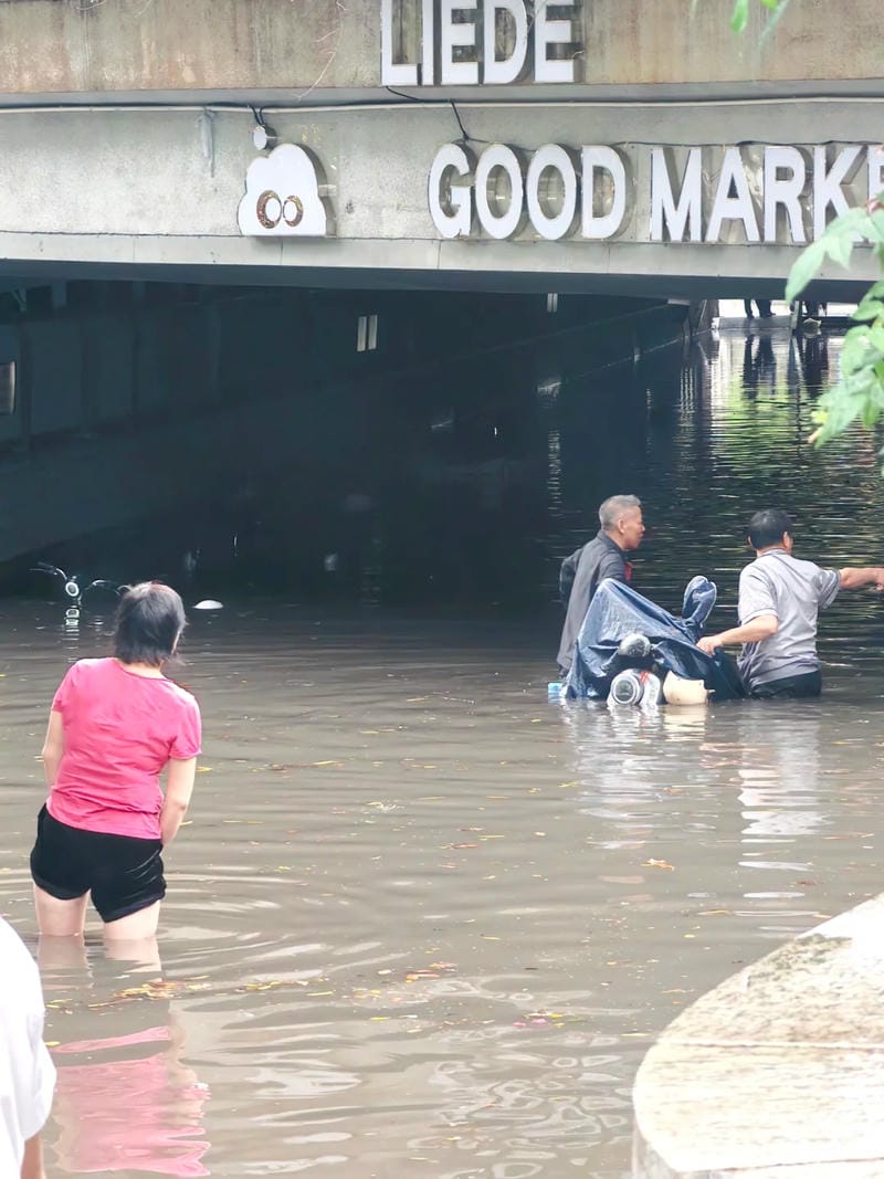 hình ảnh lũ lụt 8