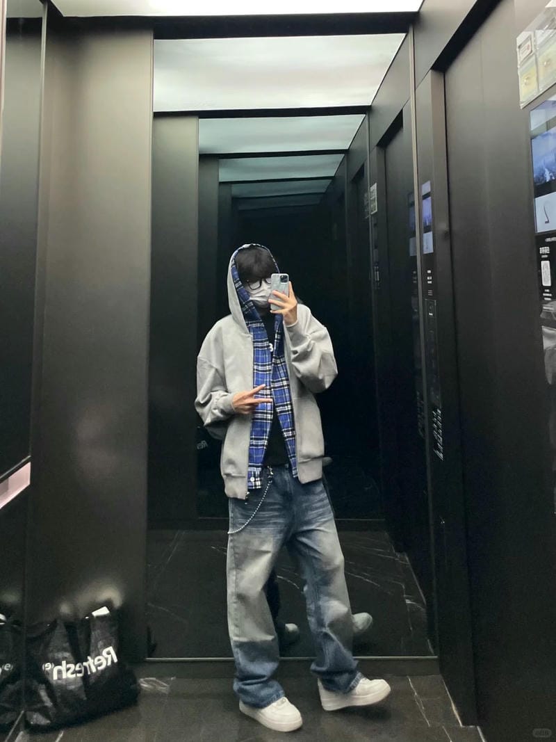 tạo dáng chụp ảnh trước gương nam 11