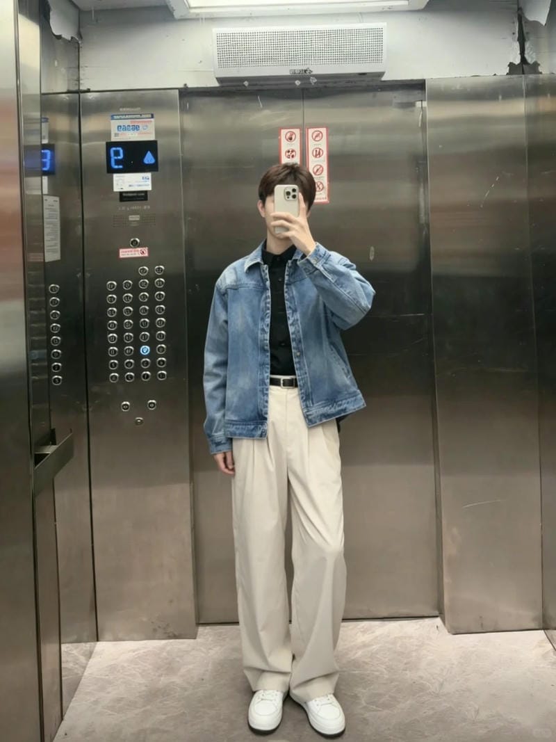 tạo dáng chụp ảnh trước gương nam 25