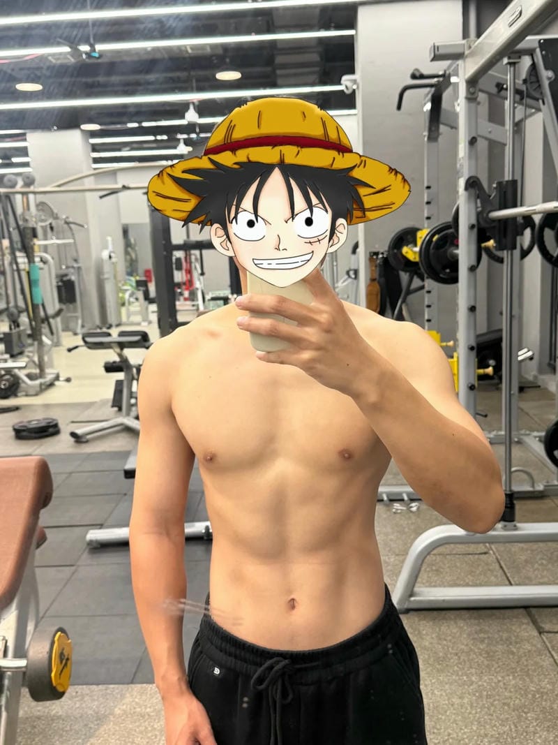 tạo dáng chụp ảnh trước gương nam 9